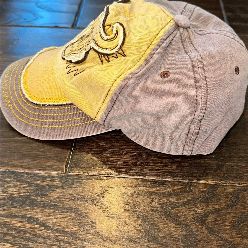 Vintage Yellow and Gray Cap with Longhorn Bull Skull Design